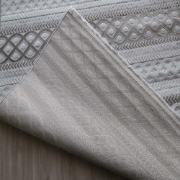 LIGHT GREY CREAM