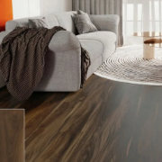 Picture of Laminate Flooring Gold 18002-2